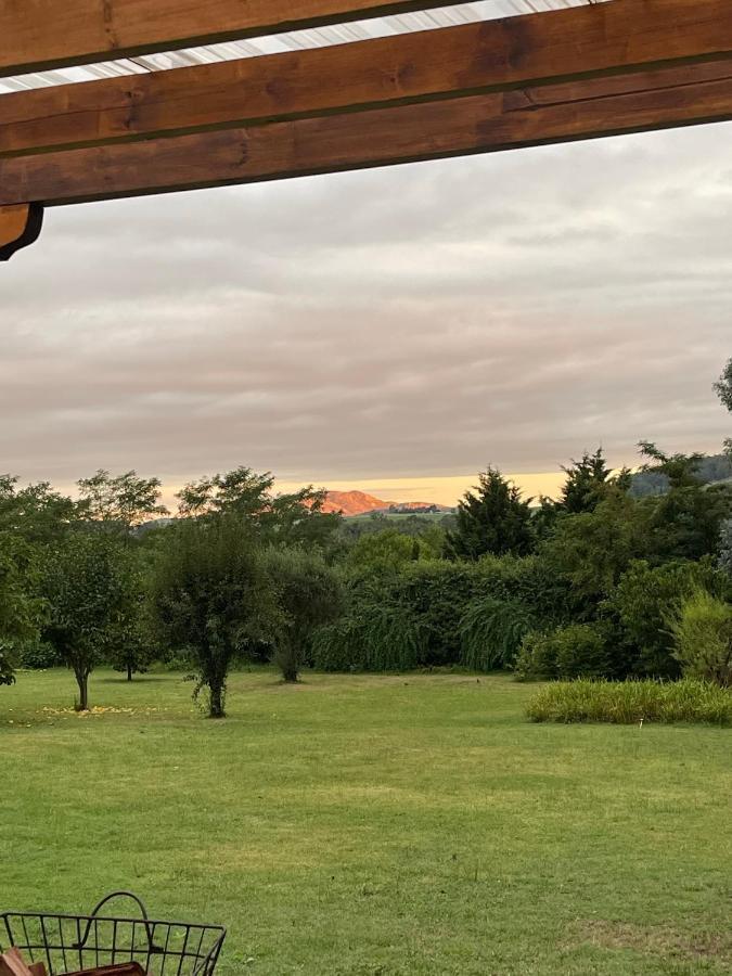 Posada La Serena Тандил Екстериор снимка